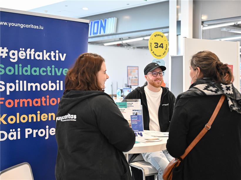 „Deng Zukunft – Däi Wee“ bringt Jugendliche und Betriebe in Belval ins Gespräch