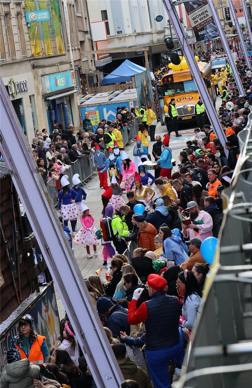 Sonne und eine Tonne Süßes bei „Escher Cavalcade“ am Sonntag