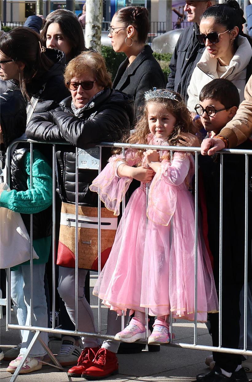 Sonne und eine Tonne Süßes bei „Escher Cavalcade“ am Sonntag
