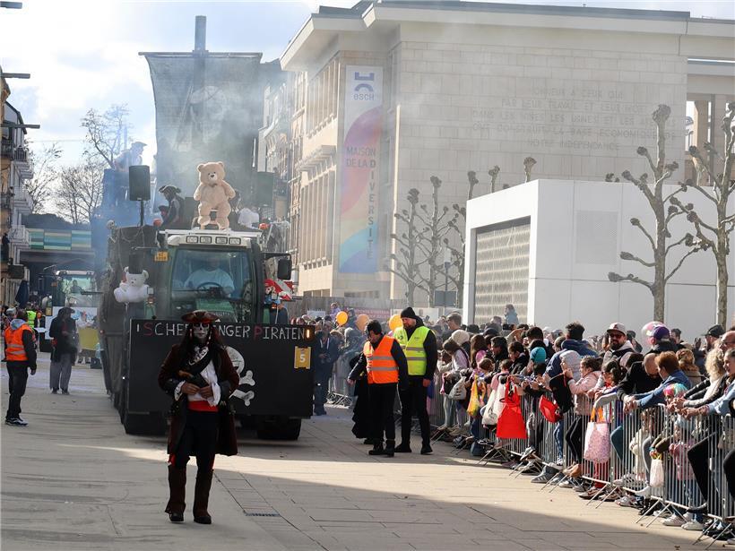 Sonne und eine Tonne Süßes bei „Escher Cavalcade“ am Sonntag