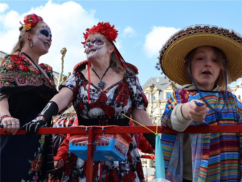 Sonne und eine Tonne Süßes bei „Escher Cavalcade“ am Sonntag