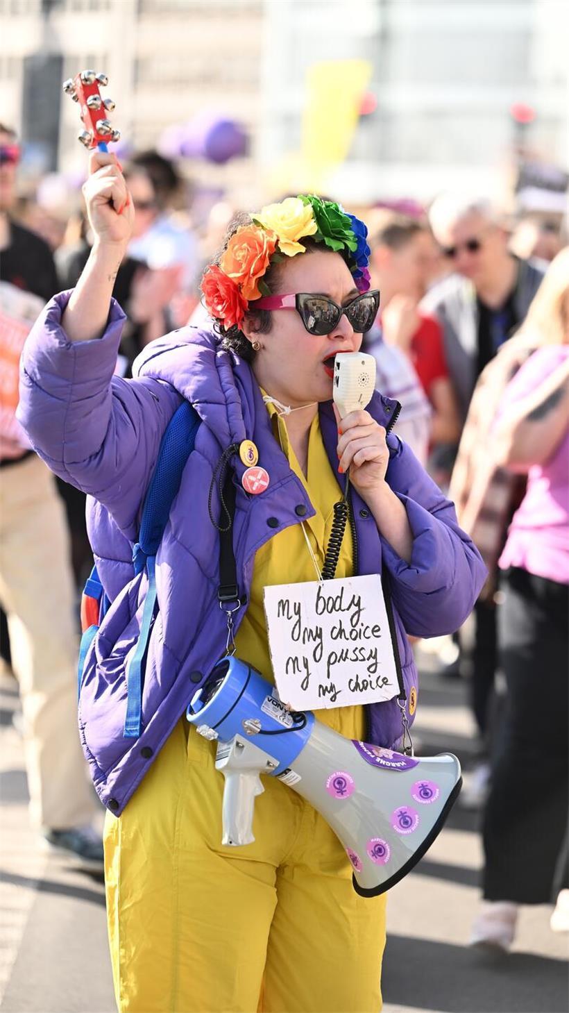 Beim „Fraestreik“ am 8. März rücken Aktivist*innen die körperliche und mentale Gesundheit von Frauen