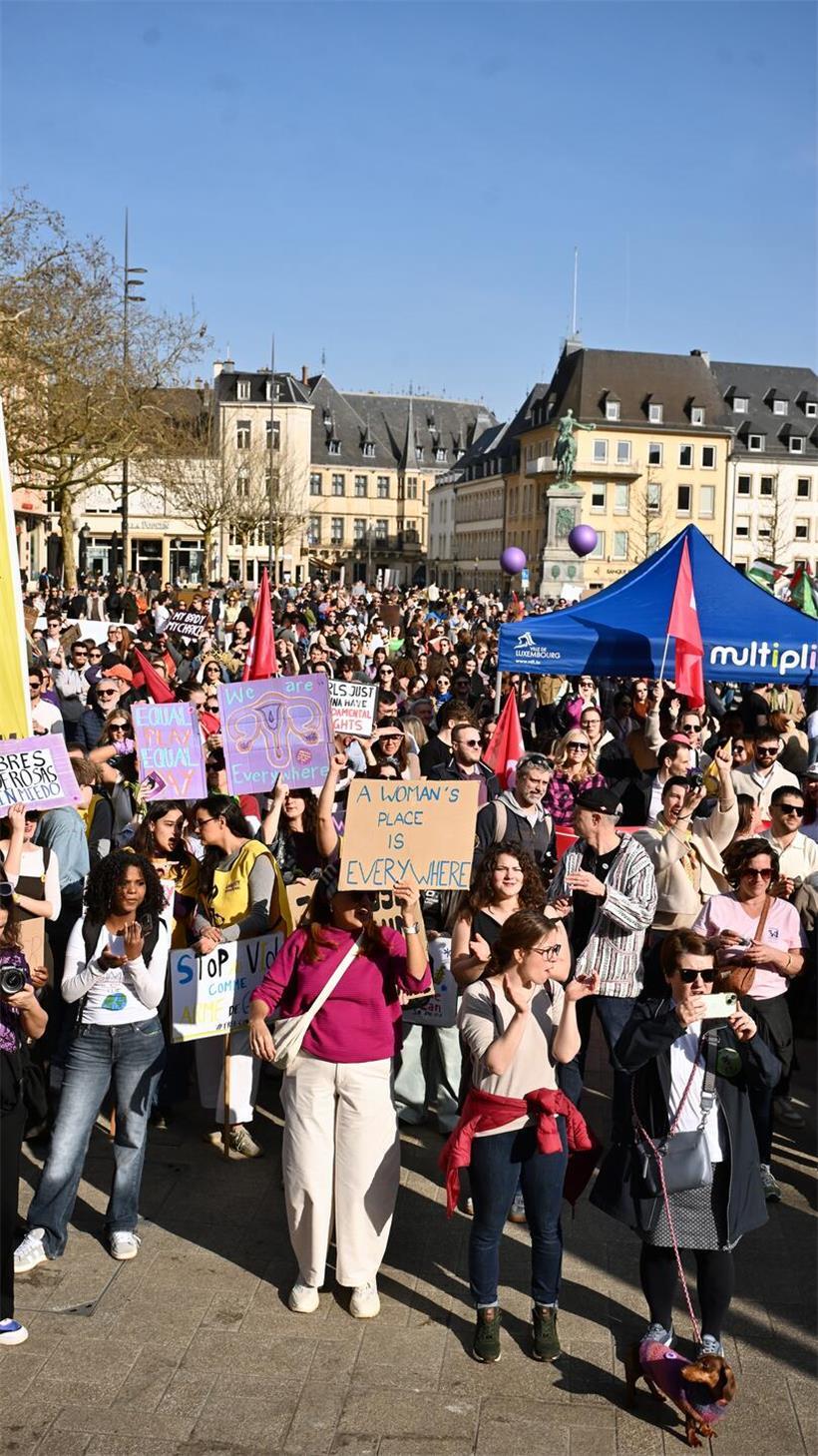 Beim „Fraestreik“ am 8. März rücken Aktivist*innen die körperliche und mentale Gesundheit von Frauen