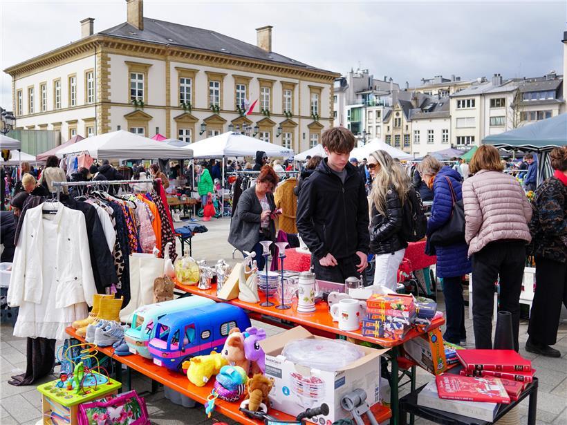 Schätze suchen auf dem ersten „Vide-grenier“ der Saison am Sonntag