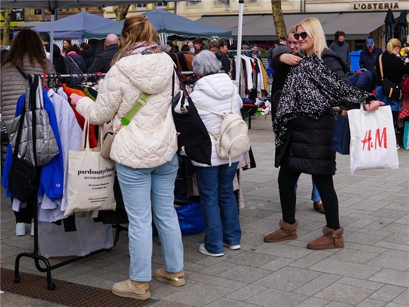 Schätze suchen auf dem ersten „Vide-grenier“ der Saison am Sonntag