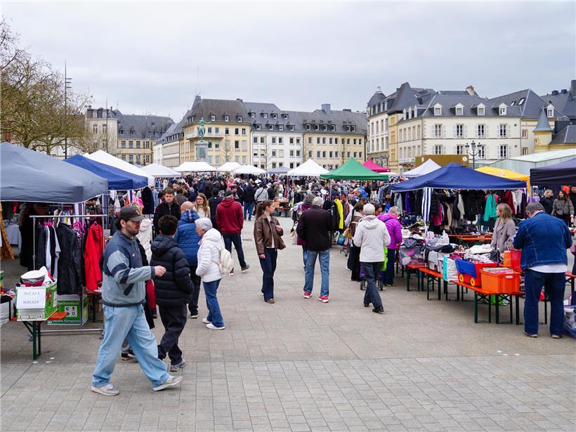 Schätze suchen auf dem ersten „Vide-grenier“ der Saison am Sonntag