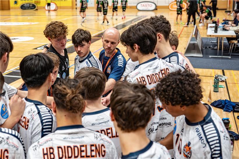 Schweizer Handballer jubeln beim 38. Youth Cup