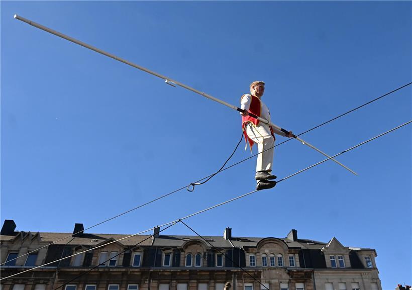 Die „Joyeuse Entrée“ bringt Esch in Bewegung