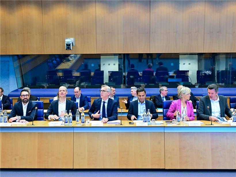 Tripartite beginnt mit offenen Fragen und unterschiedlichen Forderungen