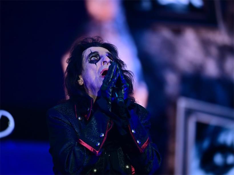 Rock-Legende Alice Cooper bringt Rockhal zum Beben