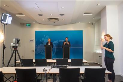 Wegen des Coronavirus fand die Pressekonferenz ohne direktes Publikum statt.
