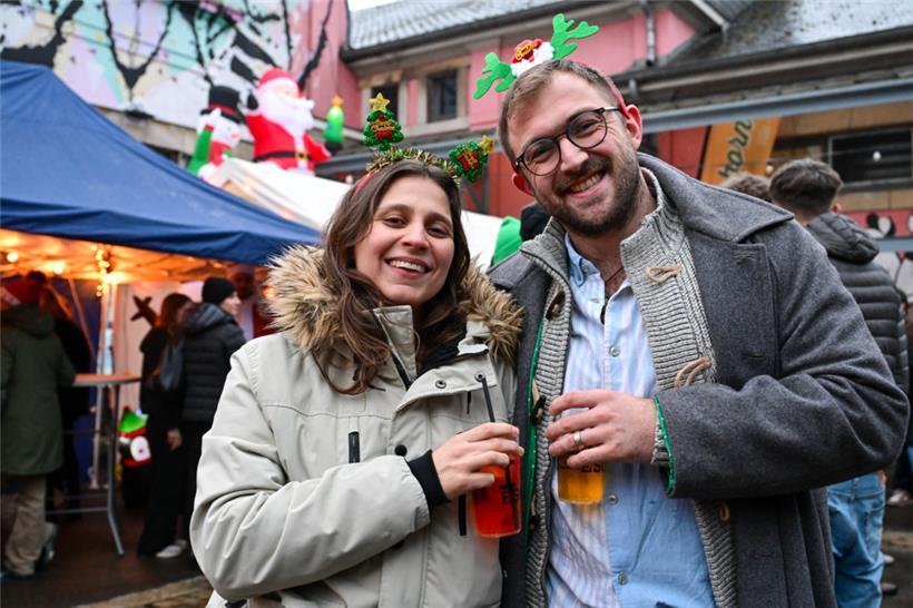 Weihnachtsfeier vor der Kufa