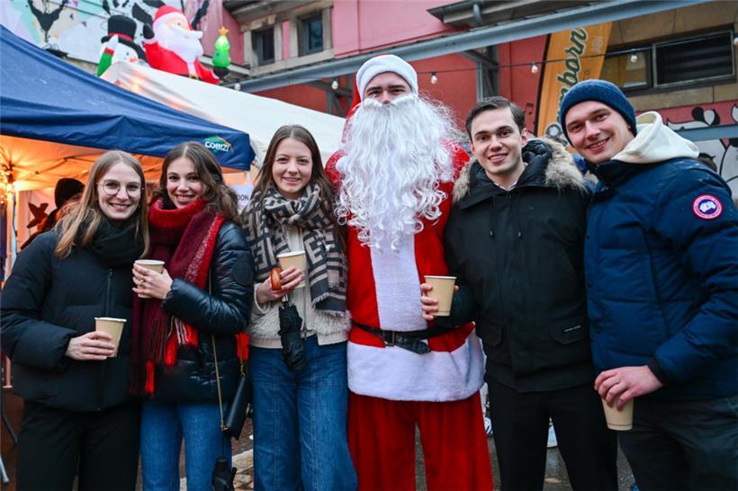Weihnachtsfeier vor der Kufa