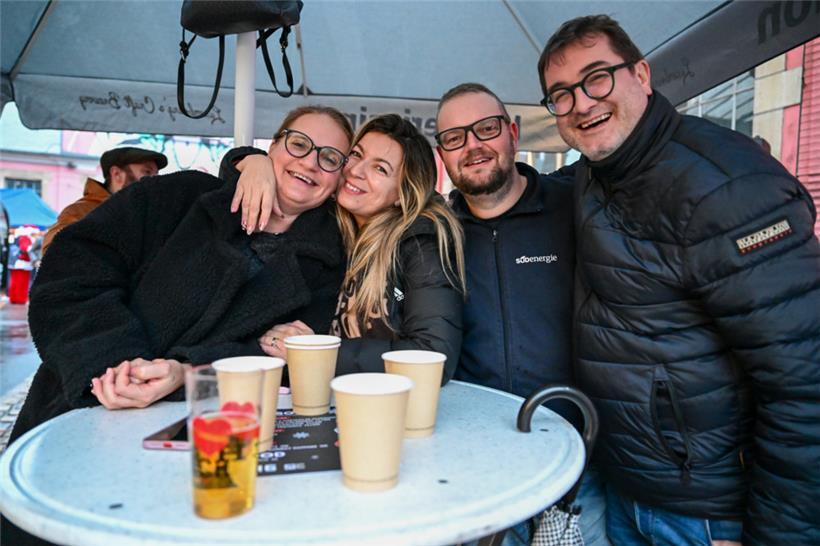 Weihnachtsfeier vor der Kufa