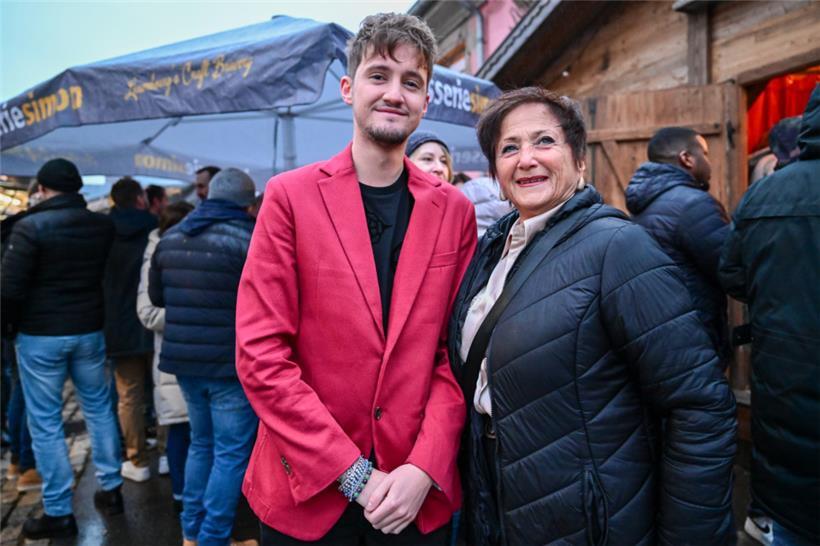 Weihnachtsfeier vor der Kufa