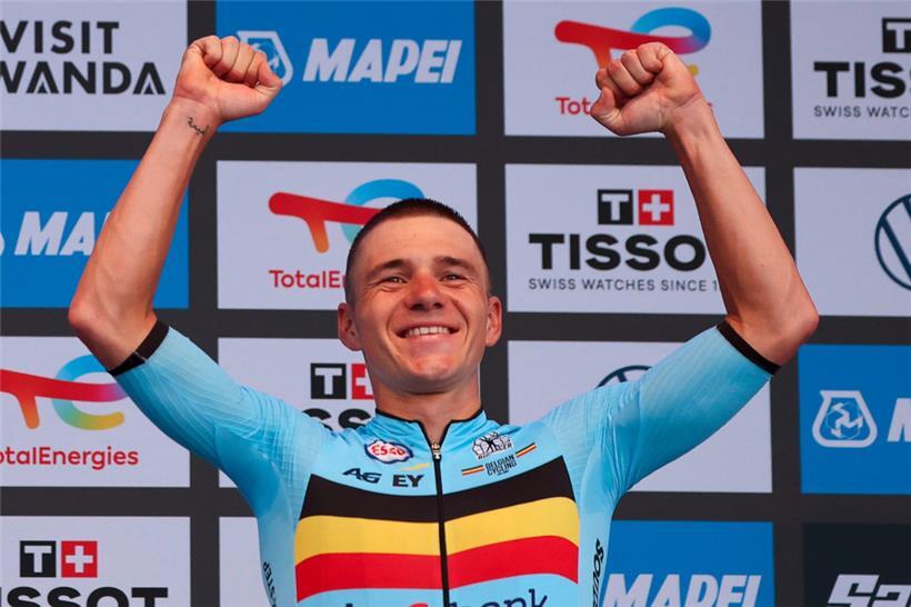 Wenige Tage nach seinem Zeitfahr-Sieg bei der EM in Ruanda holte sich Remco Evenepoel in seiner Paradedisziplin auch den EM-Titel
