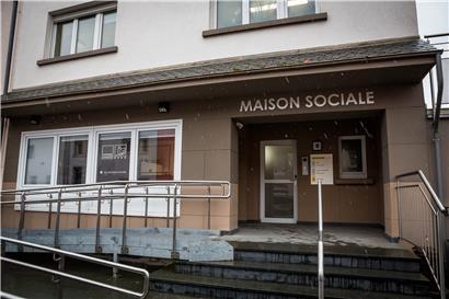 Wenn alle Stricke reißen: das Sozialbüro der Gemeinde Sanem in der 16, rue de la Poste im Ortsteil Belvaux
