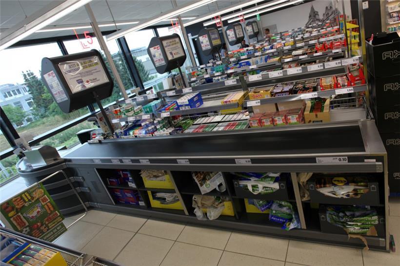 Wenn die Kassen in den Supermärkten abgeschafft werden, geht vor allem eines verloren: nämlich Arbeitsplätze 
