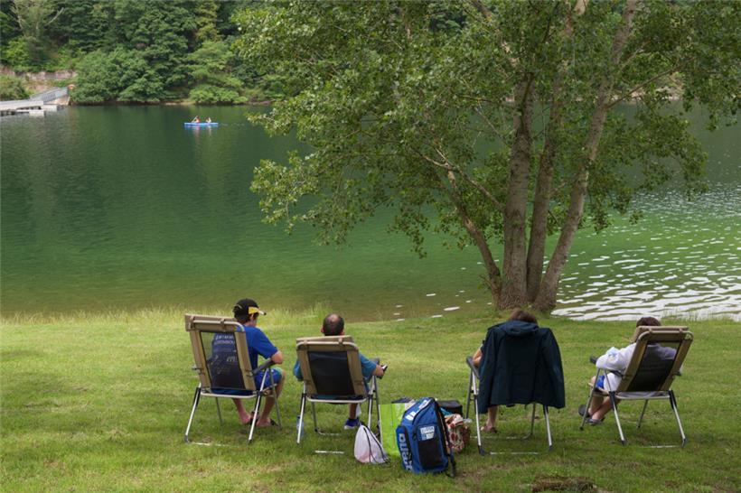 Wenn man auch ab dem 1. Mai wieder an ausgewiesenen Badestellen schwimmen darf, wird es zunächst wohl nur Hartgesottene ins Wasser ziehen
