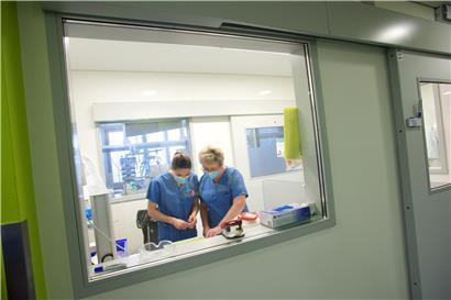 Wer Krankenpfleger werden möchte, muss in Luxemburg ein BTS absolvieren. Das soll sich ändern, fordern die angehenden Krankenpfleger des Ausbildungsprogramms. 
