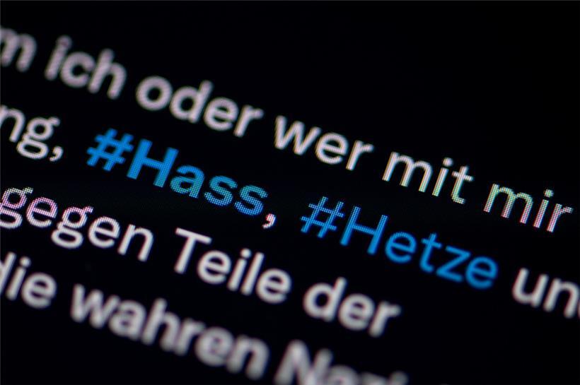 Wer bei sich selbst oder einem Menschen in seinem Umfeld Anzeichen für eine Radikalisierung bemerkt, kann sich an den Luxemburger Verein Respect.lu wenden
