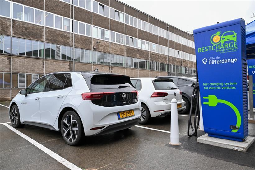 Wer in Differdingen ein Elektroauto aufladen will, kann das schon jetzt beim Kre...