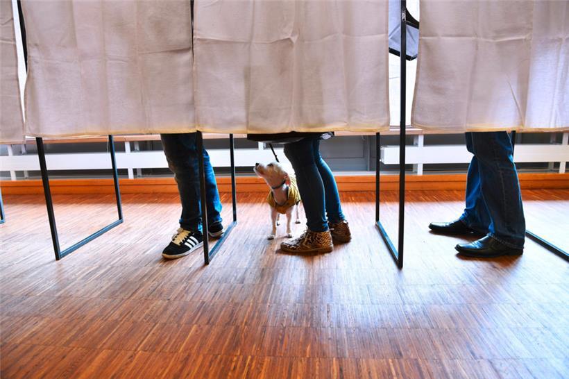 Wer in den Gemeinderat einzieht, entscheiden die Wähler in den Wahlkabinen
