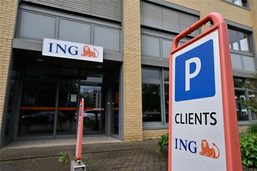 Werden in Zukunft hier nur noch Millionäre und Milliardäre parken dürfen? Diese Frage wirft Nico Hoffmann, Präsident der Luxemburger Konsumentenschutzunion, auf. 
