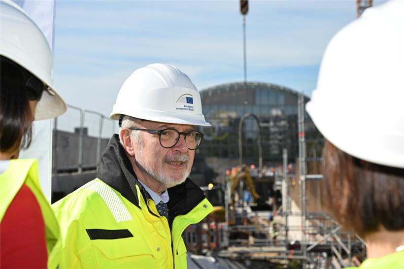 Werner Hoyer bei der Grundsteinlegung eines neuen Gebäudes der EIB auf Kirchberg  
