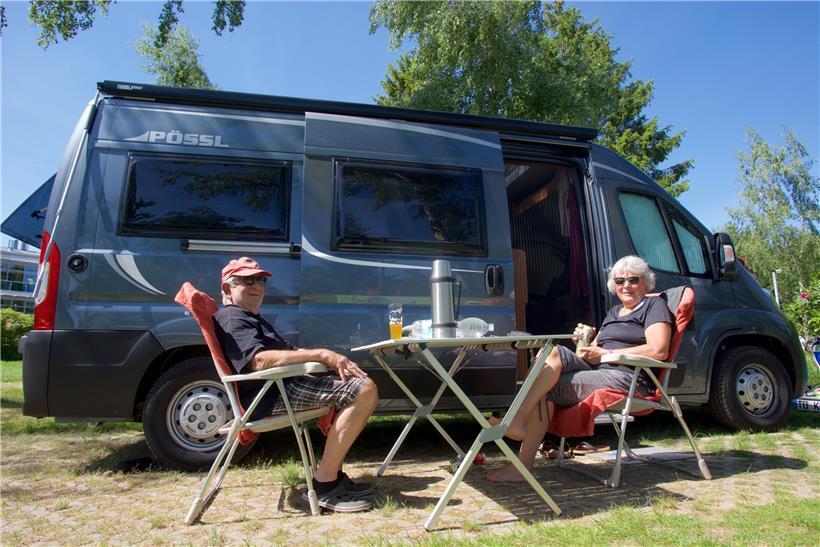 Werner und Regine Kehrer aus Tübingen sind gerade angereist. Normalerweise wären sie in Kroatien. Corona sei Dank lernen sie Luxemburg kennen. 
