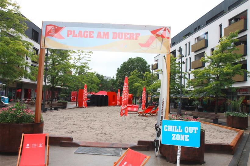 Wetterbedingt blieben die Liegestühle in der Chill-out-Zone die meiste Zeit leer