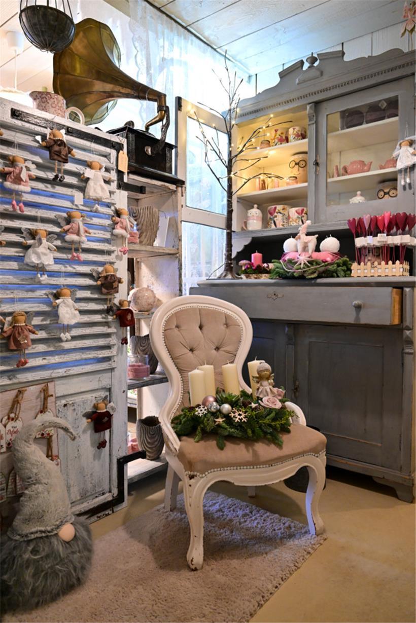 Wie der Laden wohl in der nächsten Jahreszeit aussehen wird?