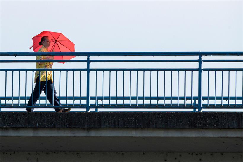 Hitzeperiode Canicule verhindern durch nachhaltige Klimapolitik und Maßnahmen gegen Hitzewellen