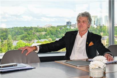 Wiktor Juschtschenko kann auf eine beeindruckende Karriere zurückblicken: Er leitete von 1993 bis 1999 die Nationalbank der Ukraine, war von Dezember 1999 bis Mai 2001 Ministerpräsident und von 2005 bis 2010 Präsident des Landes.
