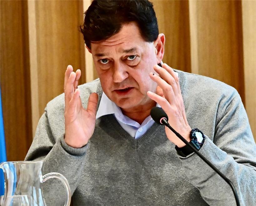 Will seinen Posten wohl doch nicht bis Ende des Jahres an Daliah Scholl abgeben
