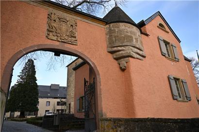 Willy Vullers (DP) hat seinen Rücktritt aus der Politik bekanntgegeben 
