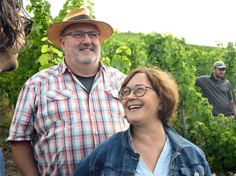 Winzer Jean-Pierre Stronck und die CSV-Abgeordnete Octavie Modert
