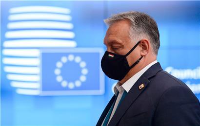 Wird der „Diktator“, wie der ehemalige EU-Kommissionspräsident Jean-Claude Juncker den ungarischen Regierungschef Viktor Orban einst nannte, den Kompromiss um den mehrjährigen EU-Haushaltsplan zu Fall bringen? Zuzutrauen ist es ihm.
