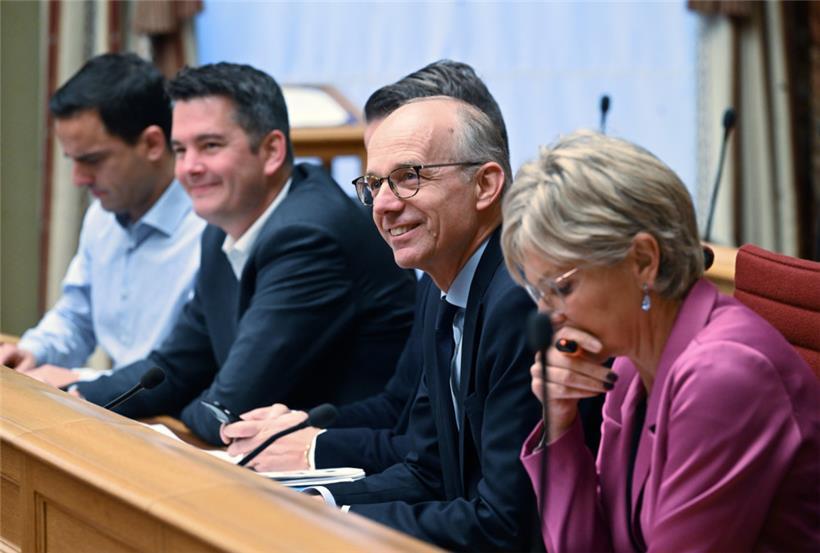 Wirtschaftsminister Lex Delles (l.) hat am Freitag einige Aussagen von Premier Luc Frieden zum Rentensystem relativiert
