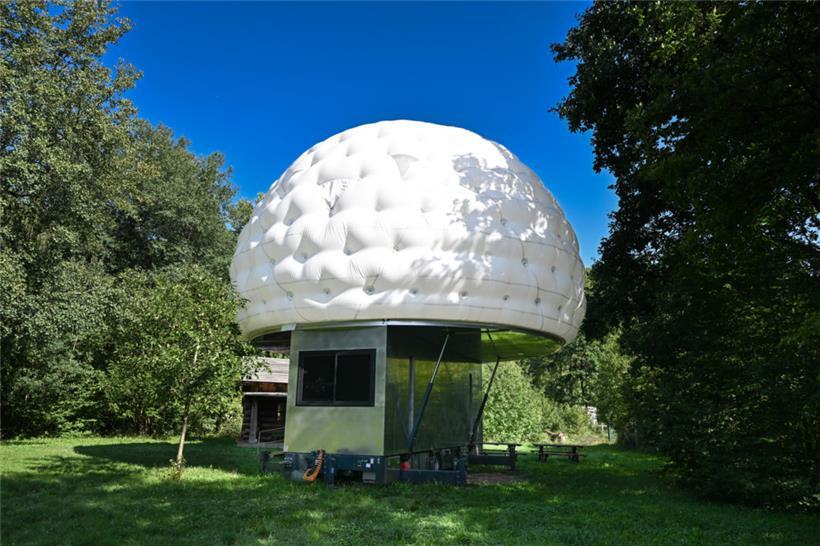 Wohnwagen mit Pilzkopf: die Escher Unterkunft mitten im Naturschutzgebiet Ellerg...