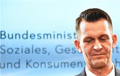 Wolfgang Mückstein (Grüne), Gesundheitsminister von Österreich, kündigte am Donnerstag seinen Rücktritt an
