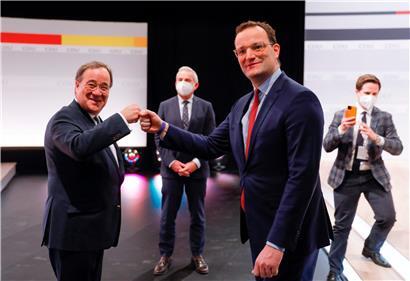 Wollen als Team die CDU prägen: Armin Laschet und Jens Spahn 
