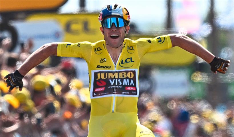 Wout van Aert gewann am Dienstag die Etappe als Gesamtführender 
