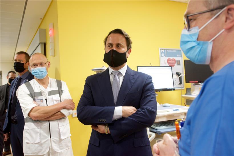 Xavier Bettel beim Besuch der Covid-19-Einrichtung des Kirchberg-Krankenhauses
