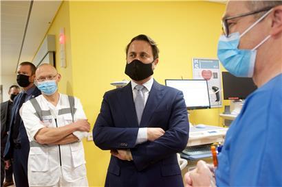 Xavier Bettel beim Besuch der Covid-19-Einrichtung des Kirchberg-Krankenhauses
