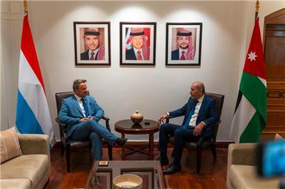 Xavier Bettel und sein Amtskollege Ayman Safadi anlässlich von Bettels Besuch in Jordanien
