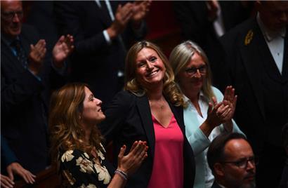 Yaël Braun-Pivet a été élue sans surprise comme présidente de l’Assemblée nationale française
