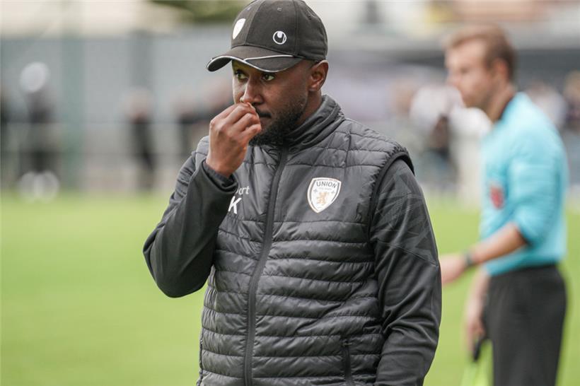 Yannick Kakoko und Petingen wollen einen Heimsieg gegen Niederkorn einfahren
