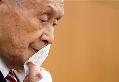 Yoshiro Mori hatte sich abfällig über Frauen geäußert. Heute wird mit seinem Rücktritt gerechnet.
