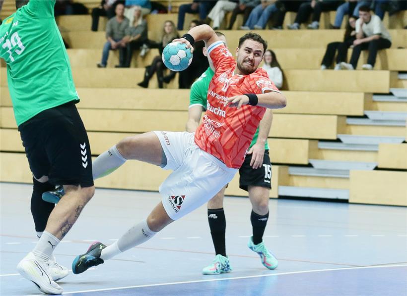 Younes Ouzrour und die Red Boys haben zuletzt sieben Siege in Folge gefeiert
